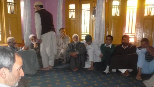 உமர் ஃபயாஸ் வீட்டில் அனுசரிக்கப்படும் துக்கம்