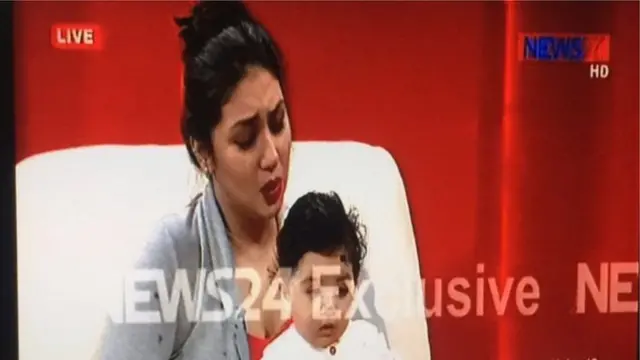 টেলিভিশনে লাইভ অনুষ্ঠানে অপু বিশ্বাস