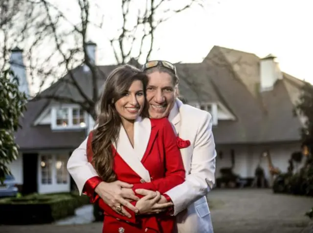 «آرزویی که شاید برآورده شود.» اندیا سیمبالا و ایگور آلبرتز