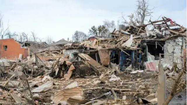సుమీ ప్రాంతంలో వైమానిక దాడులు