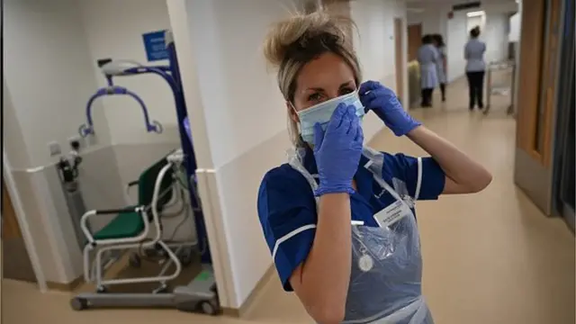 બ્રિટનમાં કોરોના વાઇરસ