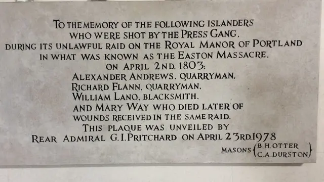 Мемориальная доска с именами погибших