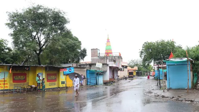 హండికేర గ్రామం