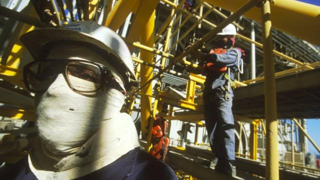 Saudi oil workers
