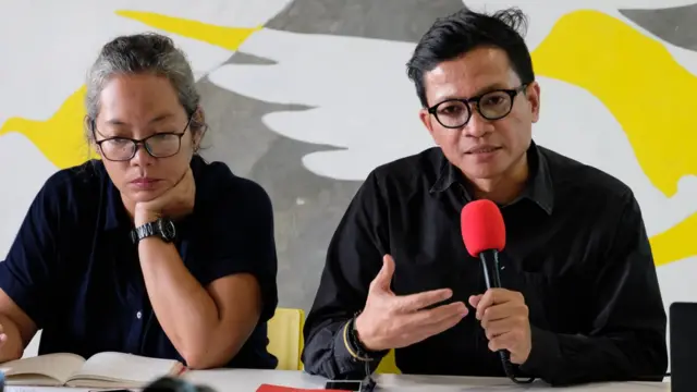 Sri Lestari dari IPT 1965 dan Usman Hamid, Direktur Amnesty International Indonesia