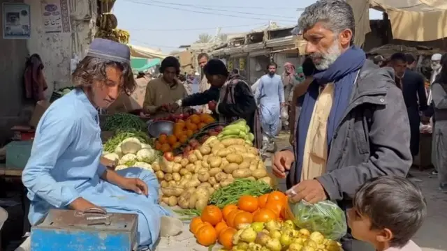 पंजगुर, बाज़ार