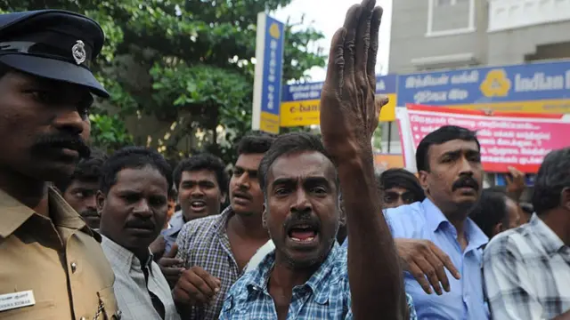 காவல்துறை