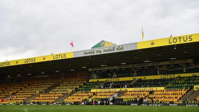 ملعب كارو روود