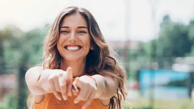 खुशी, महिला