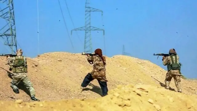 சிரியப் படைகளுக்கு எதிராகப் போர்.