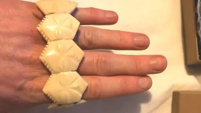 బ్రేస్‌లెట్