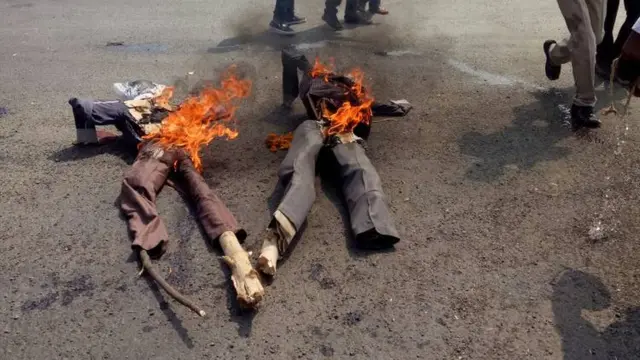 पुतला दहन