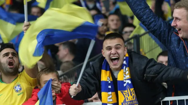 вболівальники