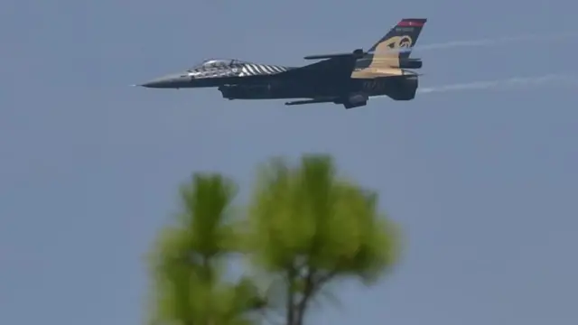 પ્રતીકાત્મક તસવીર