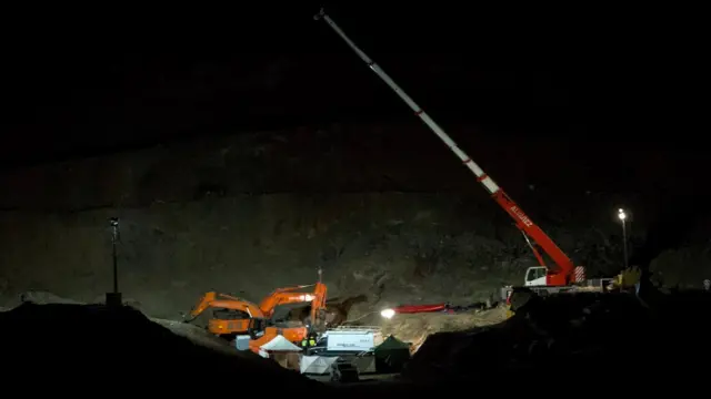 спасатели за работой