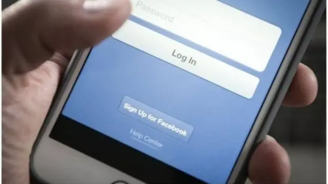 শুধু একটি মোবাইল ফোন দিয়েই ইউটিউব বা ফেসবুকের জন্য ভিডিও তৈরি করা যায়