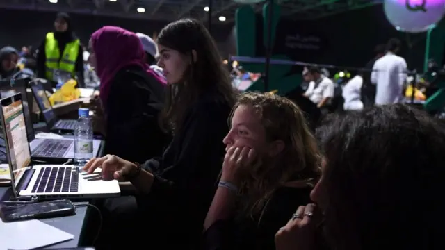 کلاس آموزش فناوری عربستان