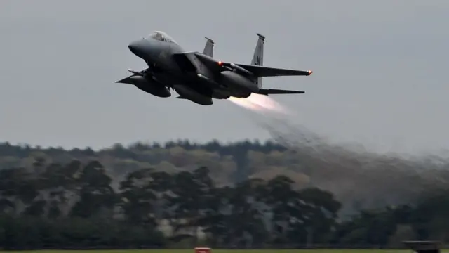 Америкалык F-15 аскер учагы "Инжирлик" базасында, 2015-жыл