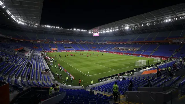 ورزشگاه ۹۷۴