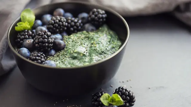 Una taza de espirulina