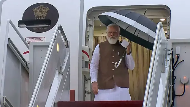 नरेंद्र मोदी