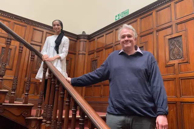 Докторка Аміра Валлі