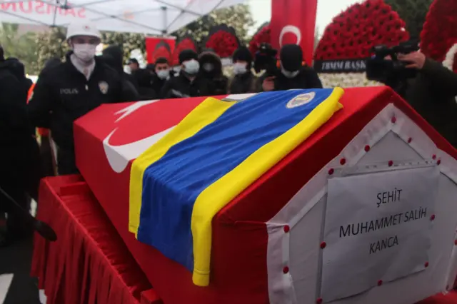 Muhammet Salih Kanca'nın cenazesi Samsun'da, Ticaret Bakanı Ruhsar Pekcan'ın da katıldığı tören sonrası Kıranköy Mezarlığı'nda toprağa verildi