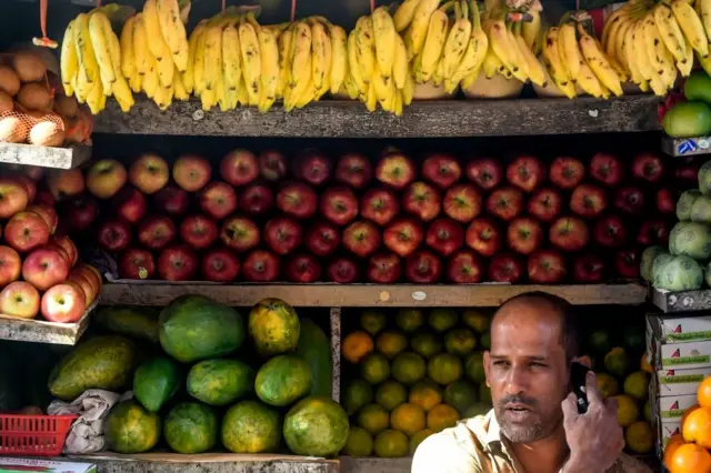 மர நிழல்