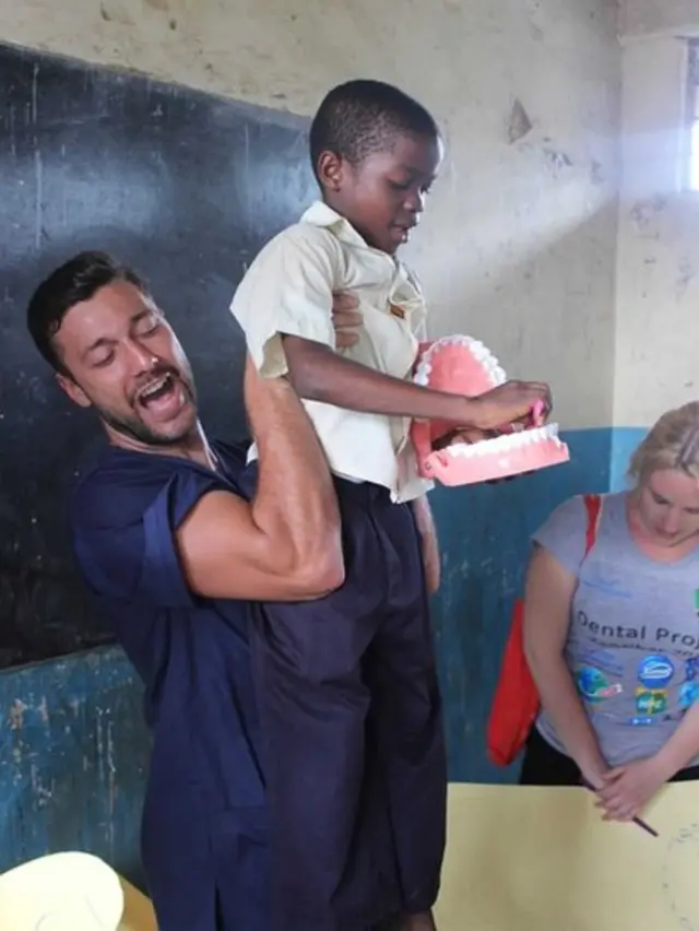 Danijel Domić tokom boravka u Zanzibaru