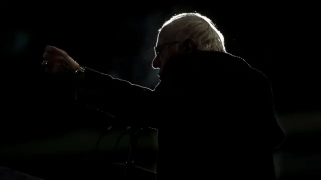 برنی سندرز تاکنون پیشتاز رقابت های درون حزبی دموکرات ها بوده است