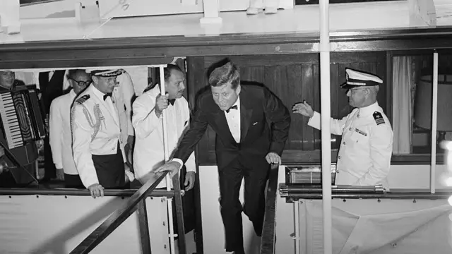 صدر کینیڈی اور ایوب خان