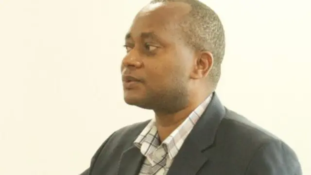 Profesa Abel Makubi