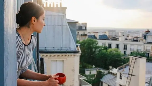 Səhər işığı gec yatanların erkən oyanmasına səbəb ola bilər