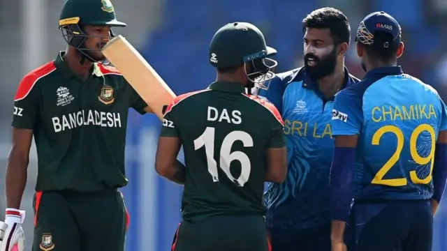 বাংলাদেশের টিম ম্যানেজমেন্ট এই বিশ্বকাপে তিনটি উদ্বোধনী জুটি দিয়ে চেষ্টা করে দেখেছে।