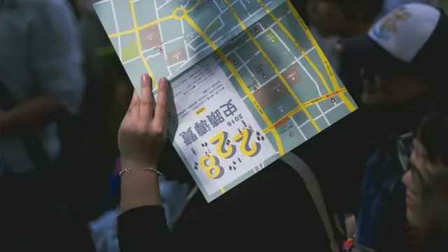 一名学生参加了2016年举办的,228事发相关地点的导览团。