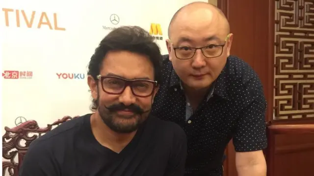 ऐलन ल्यू ने 'दंगल' सबसे पहले बार आमिर खान के घर पर देखी.