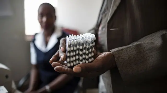 เอชไอวี, เอดส์, วันเอดส์โลก