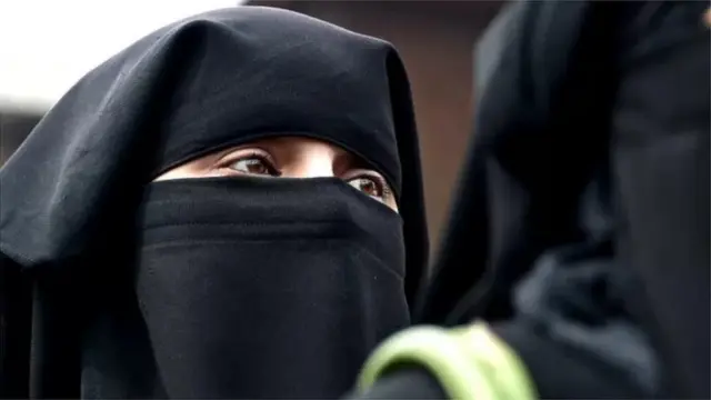 હિજાબ વિવાદ