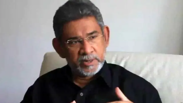 ඇත්තටම කරන්න හදන්නේ විසිඑක්වැනි සියවසේ මාගරට් තැචර් බවට පත්වෙන්න.