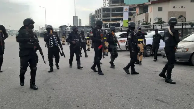 Just In: Police Disperse Protesters with Teargas During EndSARS 4th Commemoration