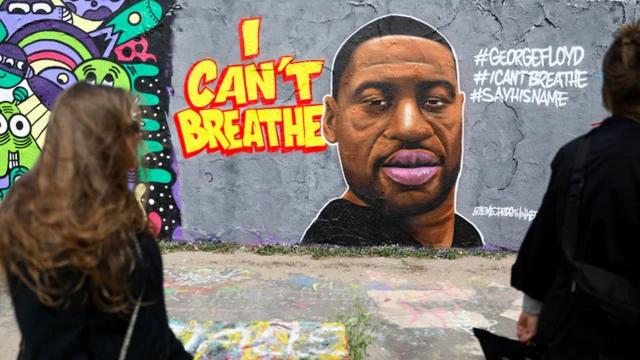 Peinture murale de George Floyd disant "Je ne peux pas respirer".