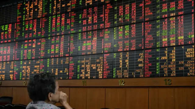 షేర్లు భారీగా పతనం