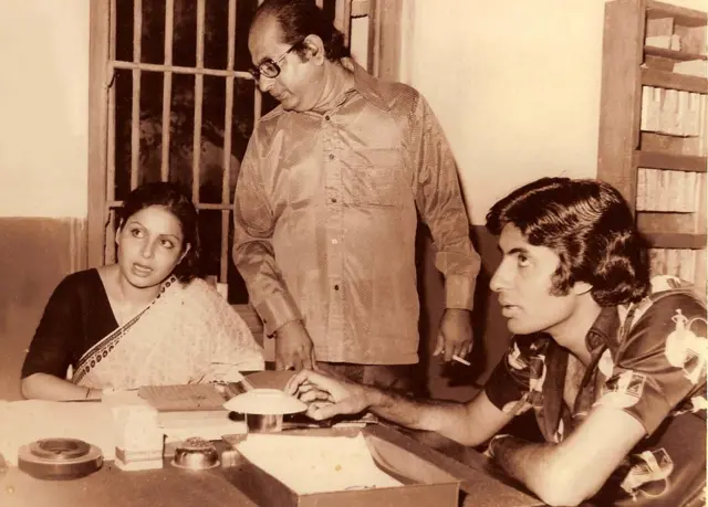 अमिताभ बच्चन आणि राखी