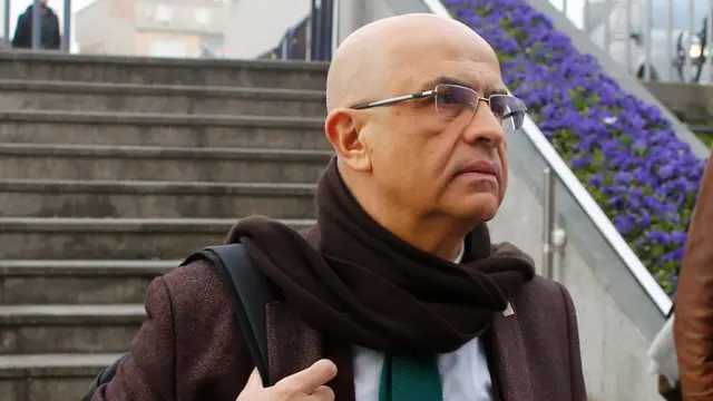 Mahkeme, Enis Berberoğlu'nu 'kaçma ve şüphesi' nedeniyle tutuklanmasına karar verdi.