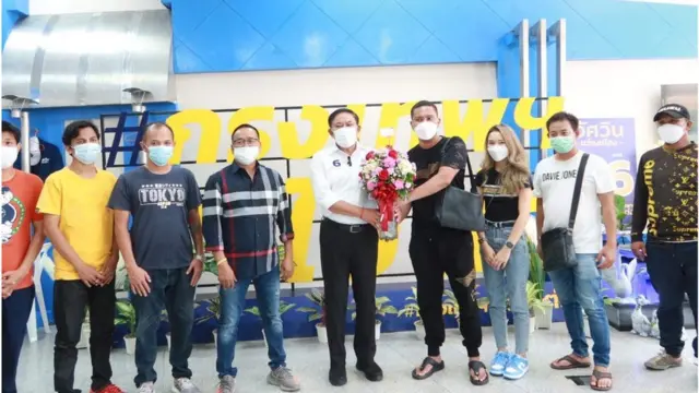 "ชู ทางด่วน" นำตัวแทนกลุ่มเซียนมวยเข้าให้กำลังใจ พล.ต.อ. อัศวิน เมื่อ 12 พ.ค. พร้อมระบุว่า พล.ต.อ. อัศวินเป็นสายเลือดวงการมวย เพราะเป็นหัวหน้าค่ายมวยมาก่อน ในฐานะคนวงการเดียวกันยินดีที่จะสนับสนุน