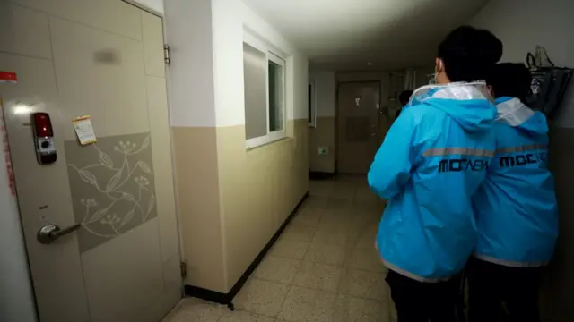 여러 언론 취재진이 김포시 양촌읍에 있는 김씨의 집을 찾았다