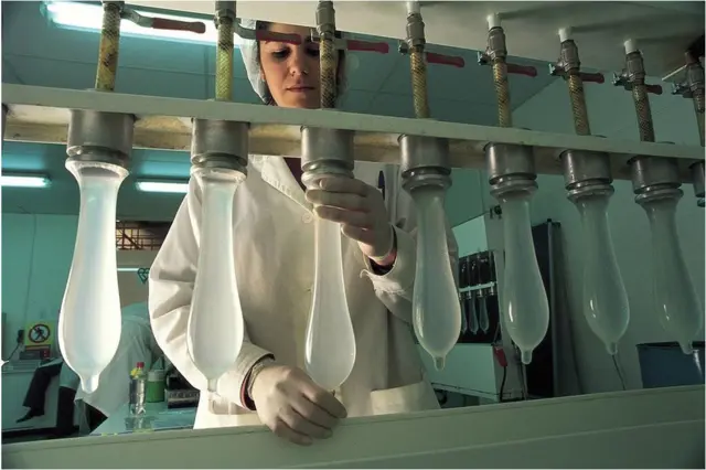 કૉન્ડોમ