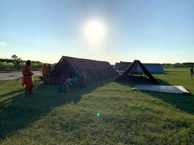 મોઇનુલનો પરિવાર