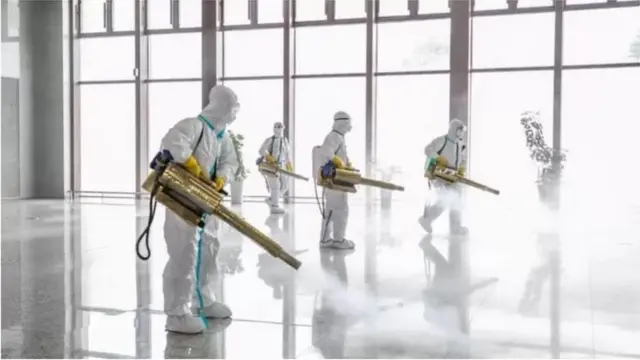 有关民怨或因为防疫政策带来的“次生灾害”讨论，在这几个月频繁在中国互联网上引发激辩。