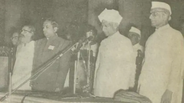 குடியரசுத் தலைவர் ராதாகிருஷ்ணன் மற்றும் மொரார்ஜி தேசாயுடன் குரு கோல்வல்கர்